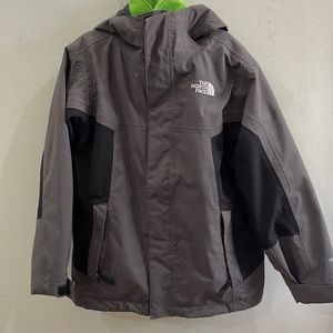 The North Face 2-in-1 jacket boys size small (7/8)